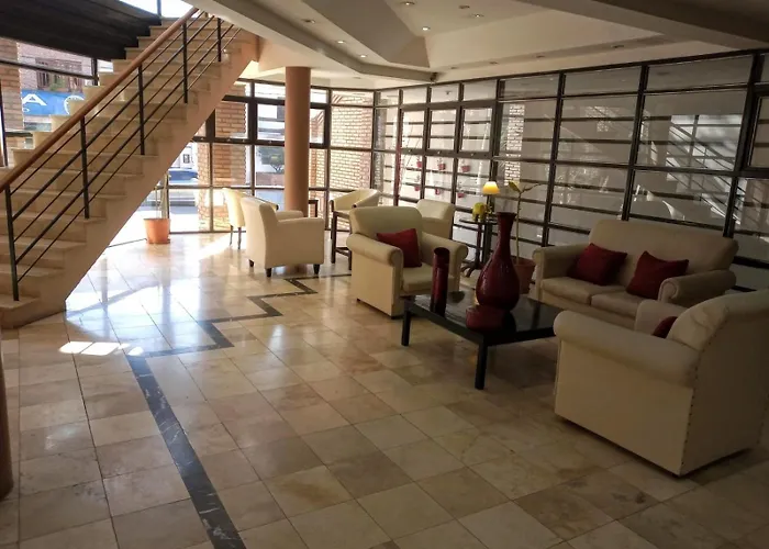 Lazaro hotel Villa Mercedes